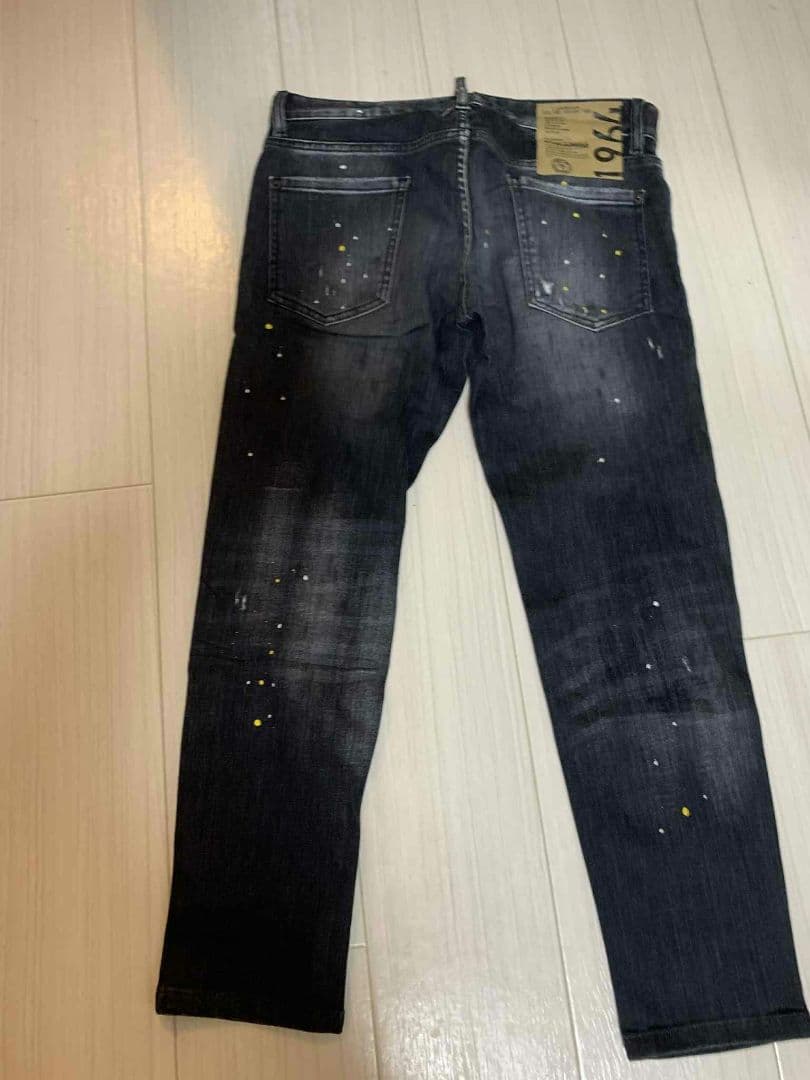 DSQUARED2 スリムジーンズ 44
