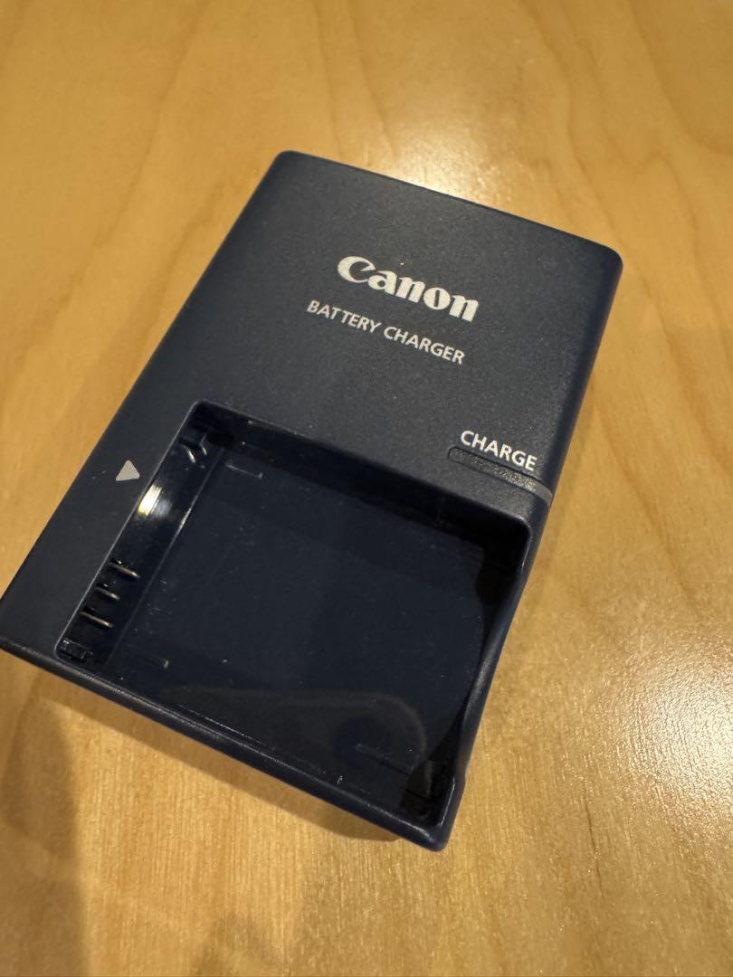 Canon IXY