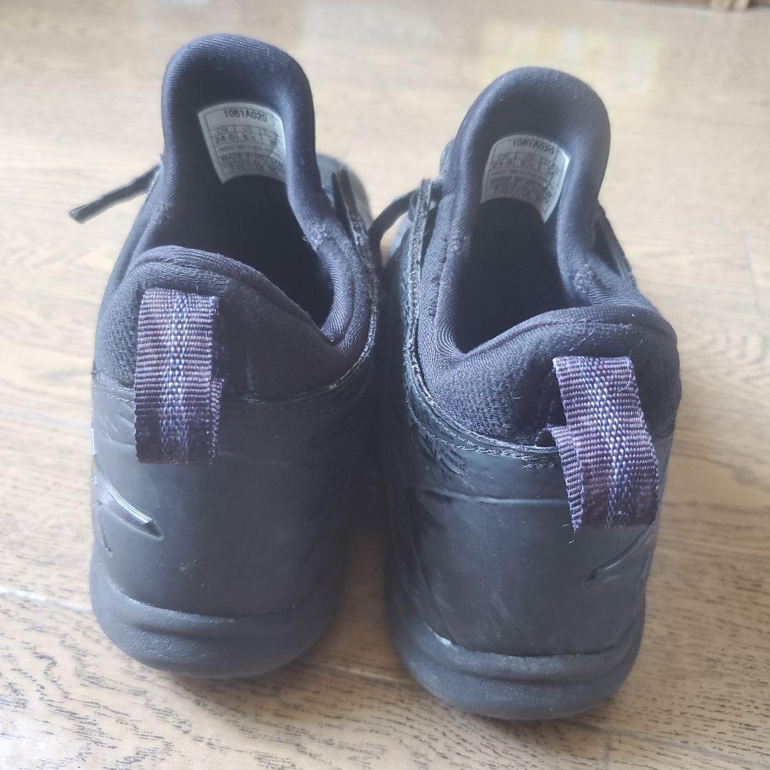 シューズ ASICS