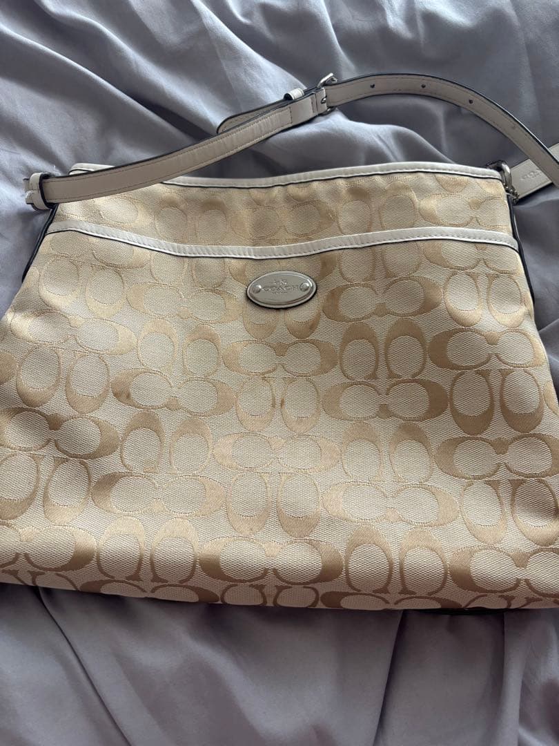 衣服73着バック10点目立った傷や汚れなし