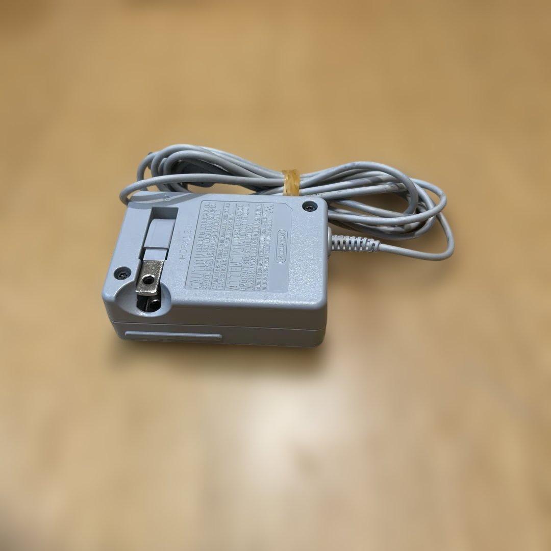 Newニンテンドー3dsLL本体 箱有 -カセット3つ-充電コード-ケースセット任天堂 UP786_INFO