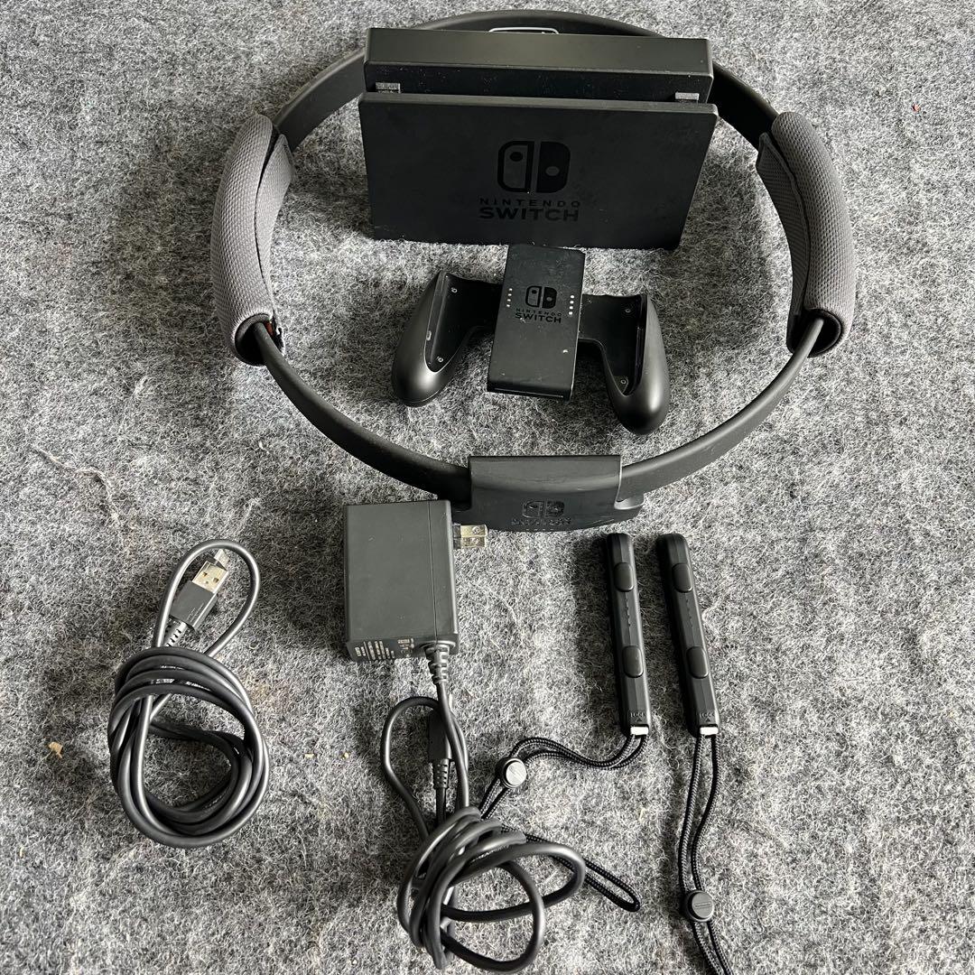 D92 48時間以内に発送✨Nintendo Switch本体　HAC-001