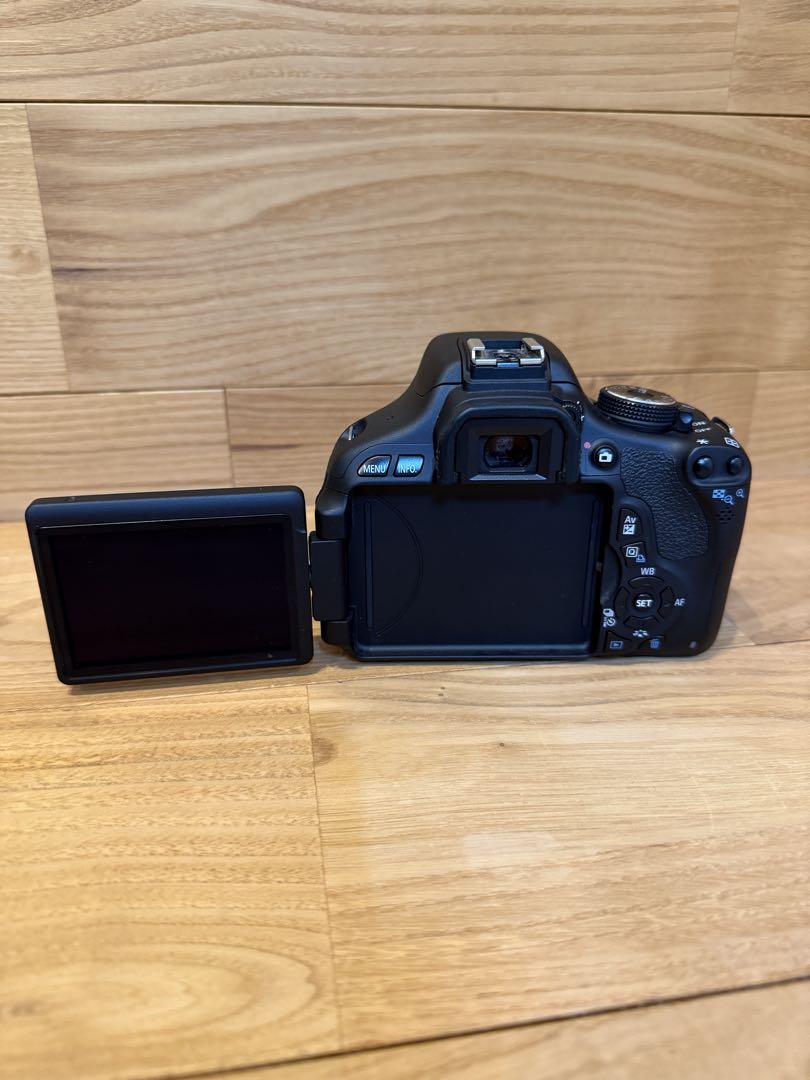 Canon EOS kiss x5 ダブルズームキット　デジタル一眼レフカメラ