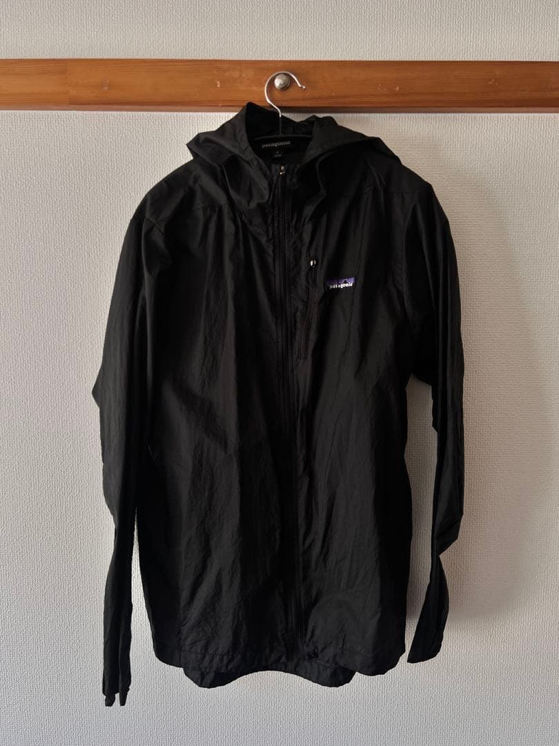 patagonia ブラック ナイロンジャケット 10,260円