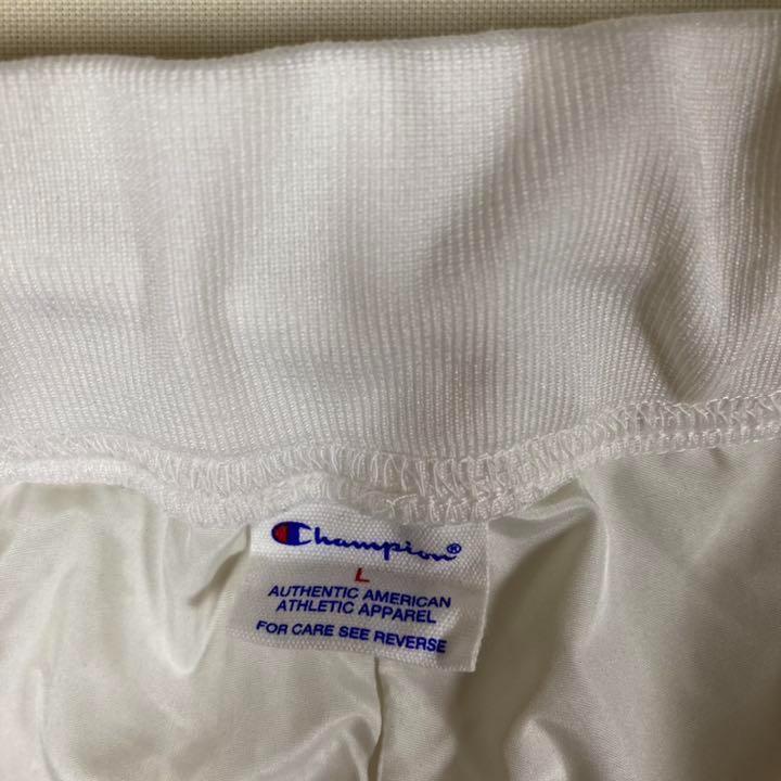 新品未使用 Champion チャンピオン ハーフパンツ ホワイト Lサイズ