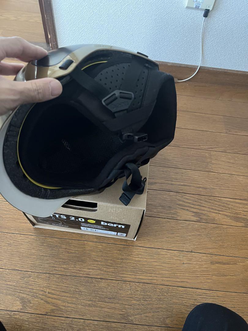 bern WATTS 2.0 ヘルメット MIPS搭載 Lサイズ