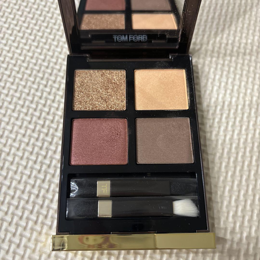 TOM FORD アイシャドウパレット