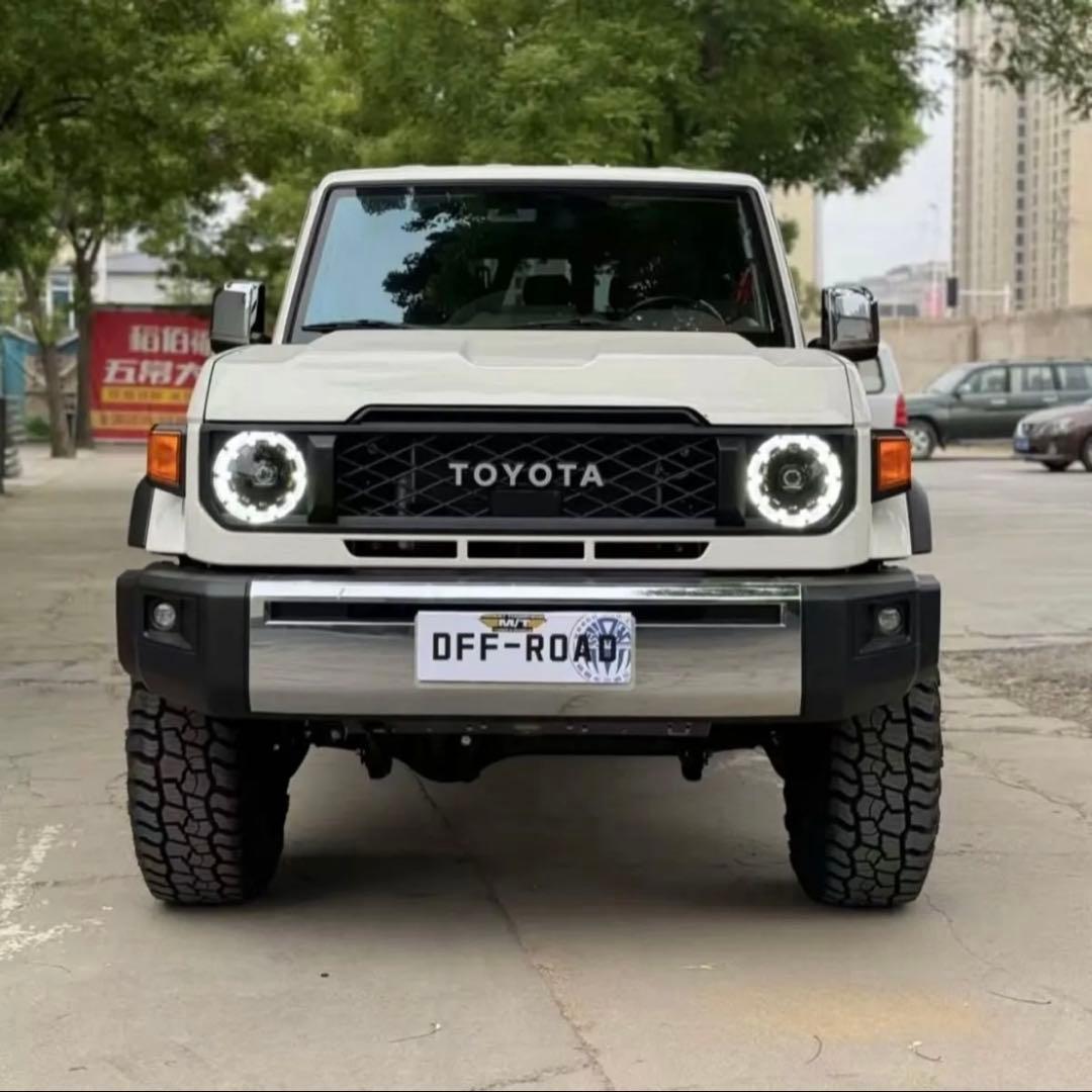 ランクル 70 メッキドアミラー GDJ76 再再販 海外輸出用 トヨタ純正品 ランクル 70 メッキドアミラー GDJ76 再再販 海外輸出用 トヨタ純正品