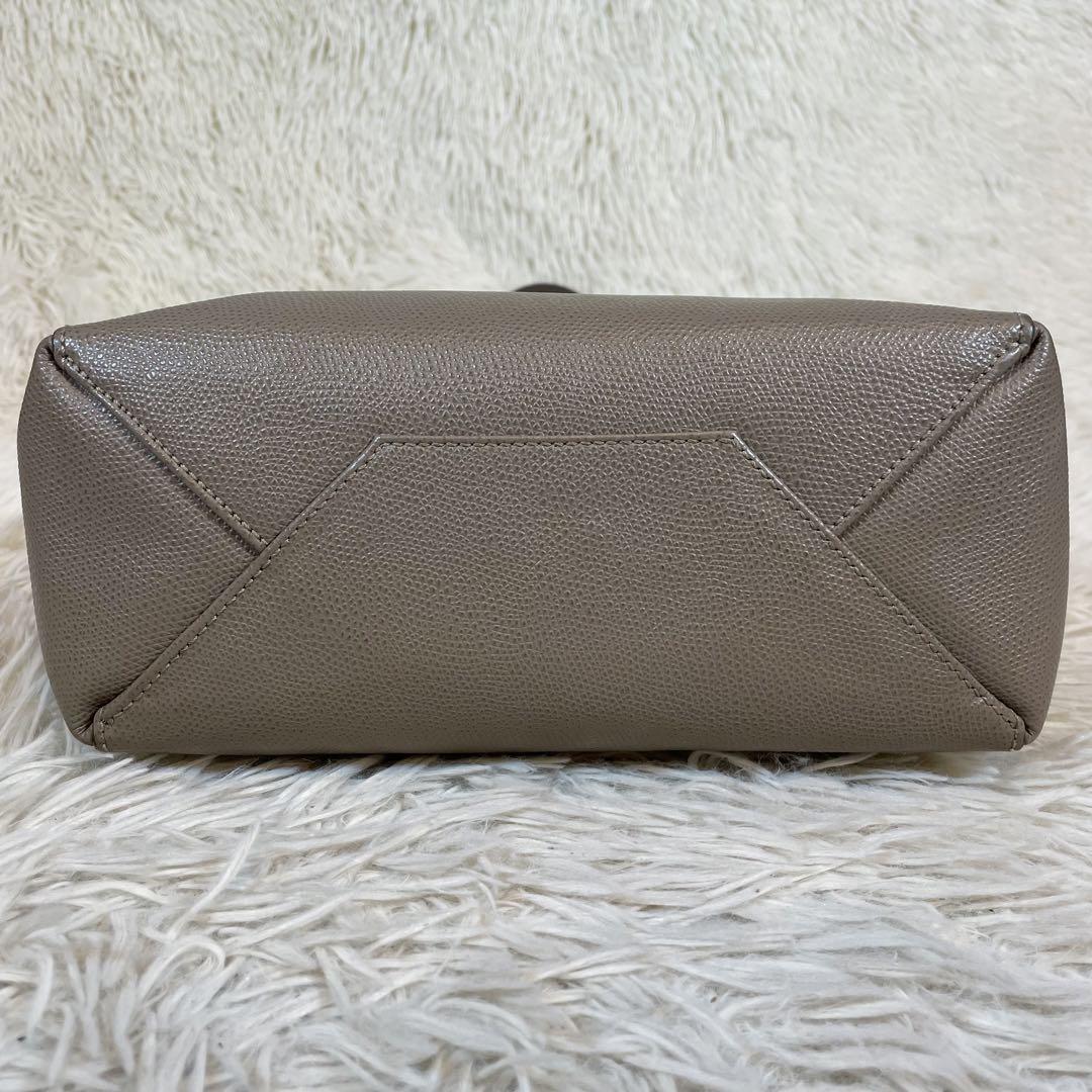 【極美品】セリーヌ　バーティカルカバスモール　グレージュ 極美品✨セリーヌ バーティカルカバ スモール グレージュ トート