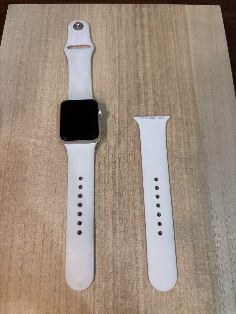 Apple Watch Series 3 38mm シルバーアルミニウム
