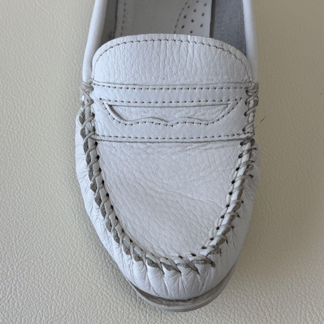 MINNETONKA（ミネトンカ） レザーシューズ ホワイト 24cm - メルカリ