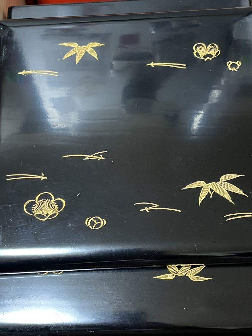 骨董　黒字金松竹梅　重箱　Urushi BOX お正月　お節