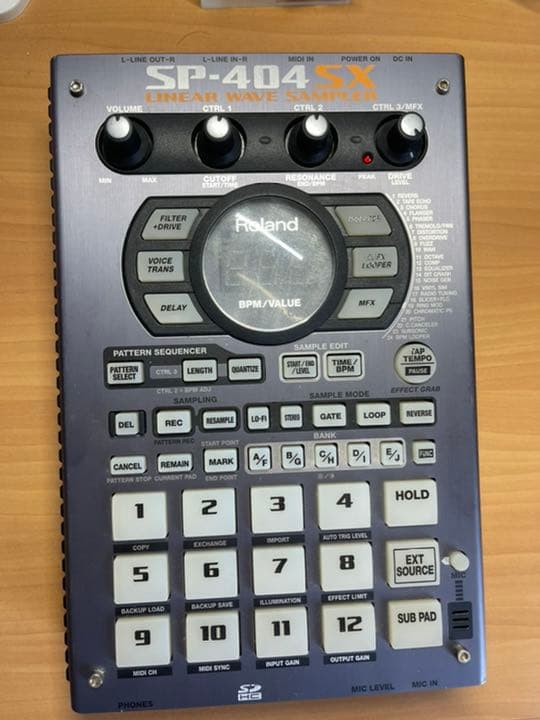 く日はお得♪ Roland ローランド10周年限定カラー sp404sx Beats