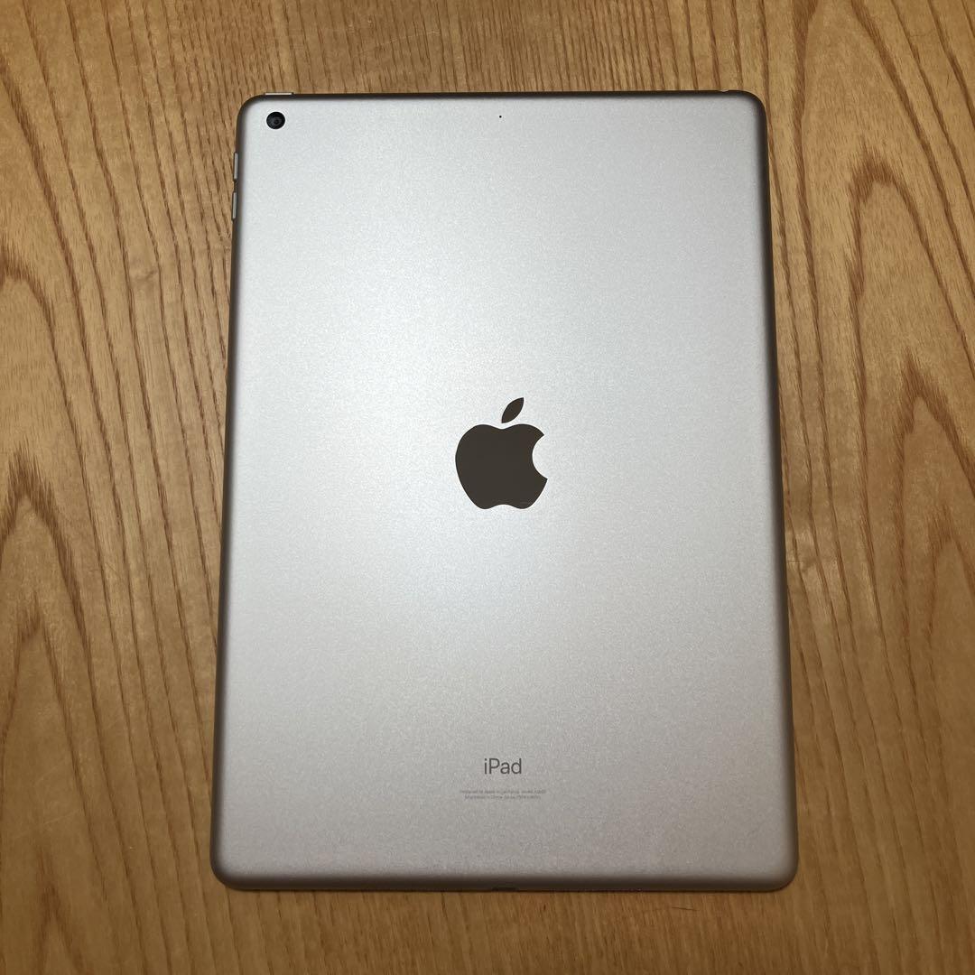 美品　Apple iPad (第9世代) 64GB