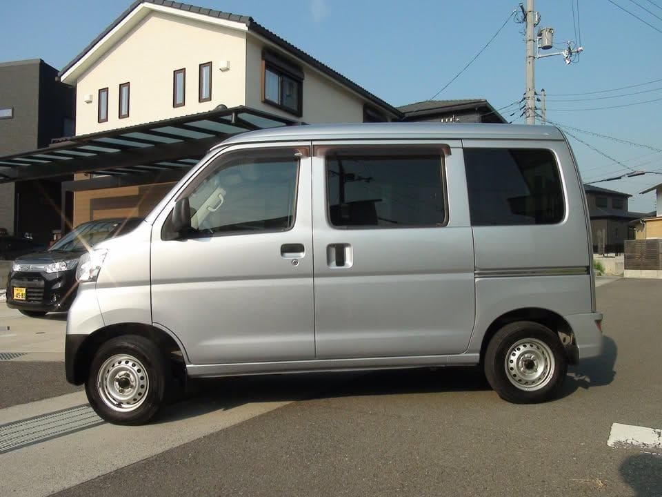 後期S321V・ハイゼットカーゴ・ハイルーフ☆美車☆ナビ+TV☆本車検R9年7月 後期S321V・ハイゼットカーゴ・ハイルーフ☆美車☆ナビ+TV☆本車検R9年7月