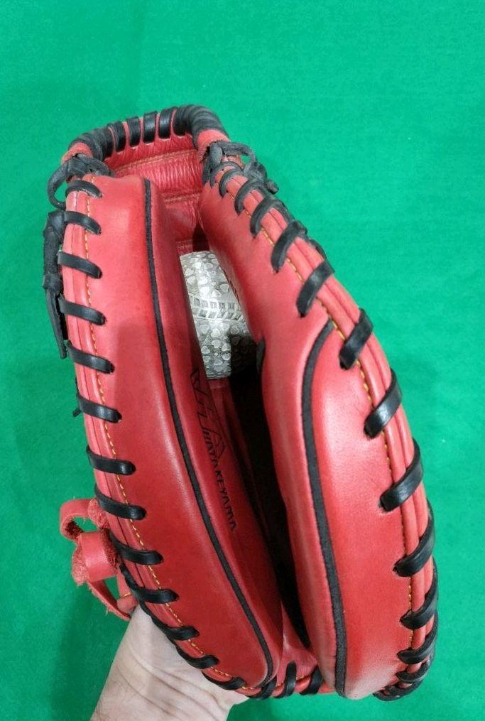 週末限定ンセール ハタケヤマ 相川モデル キャッチャーミット グローブ