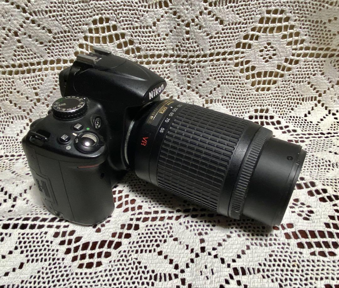 Nikon D5000デジタル一眼レフカメラ 本体55〜200レンズ付き