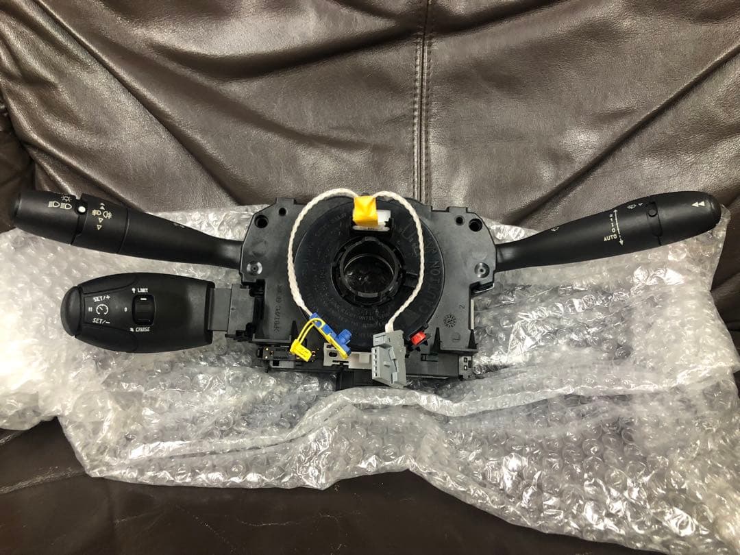 プジョーRCZ コラムスイッチASSY DELPHI製COM2005 動作品 ブランド 品 通販ゲーム・おもちゃ・グッズ - メイドインアビス