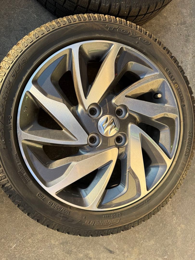 スペースカスタム純正15インチ　 タイヤホイールセット4本