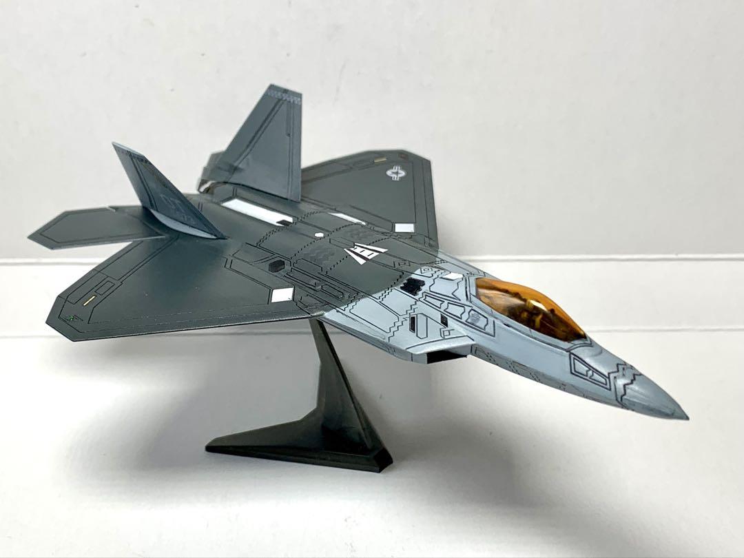 エフトイズ　1/144 F-22 YF-22風塗装済み完成品