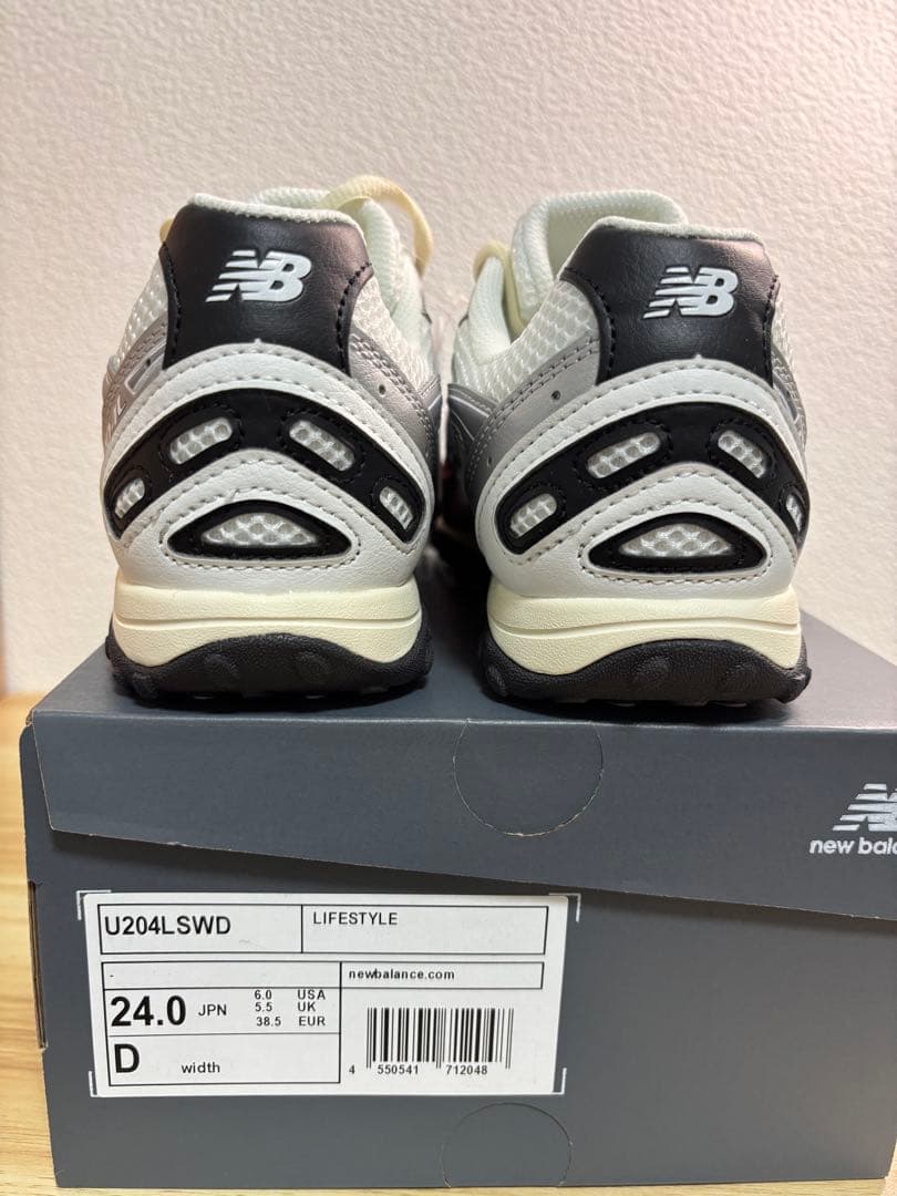 【新品、未使用】 New Balance U204LSWD 24.0cm 【新品、未使用】 New Balance U204LSWD 24.0cm