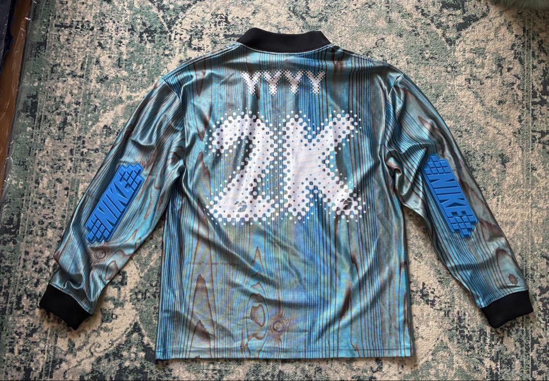 Off-White