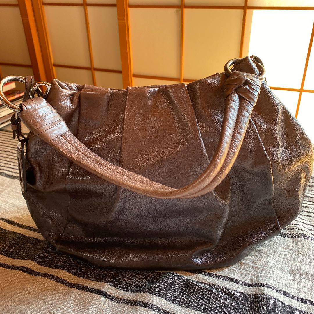 【傷、汚れなし】PRADA バッグ