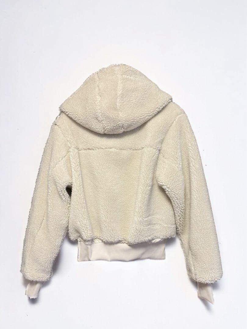 セレブ愛用!! ALO Yoga FOXY SHERPA JACKET XS