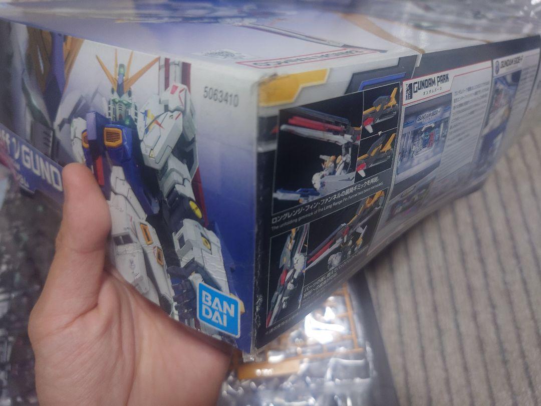 準備中10日夜に現物掲載　ガンプラRG RX-93ff νガンダム