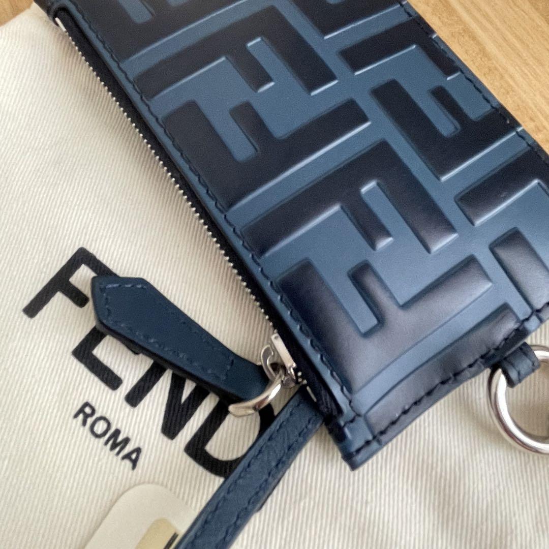 未使用品！FENDI フェンディ　キーリング　コインケース　カードケース 未使用品◎FENDI フェンディ バグズアイ 三角形 バイカラー