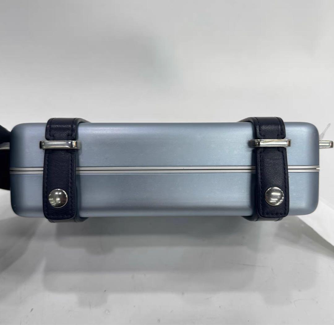RIMOWA DIOR シルバー ボックス型バッグ