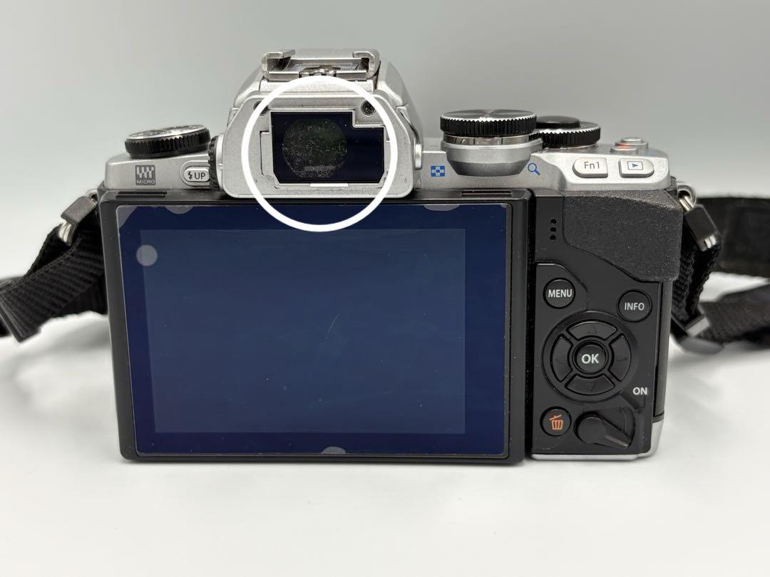 OLYMPUS OM-D E-M10 デジタルカメラ