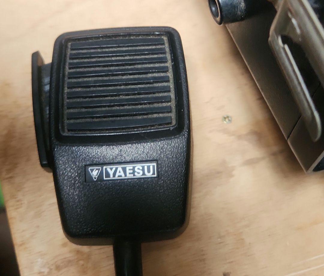 アマチュア無線　144MHz　オールモード無線機　八重洲無線　FT221