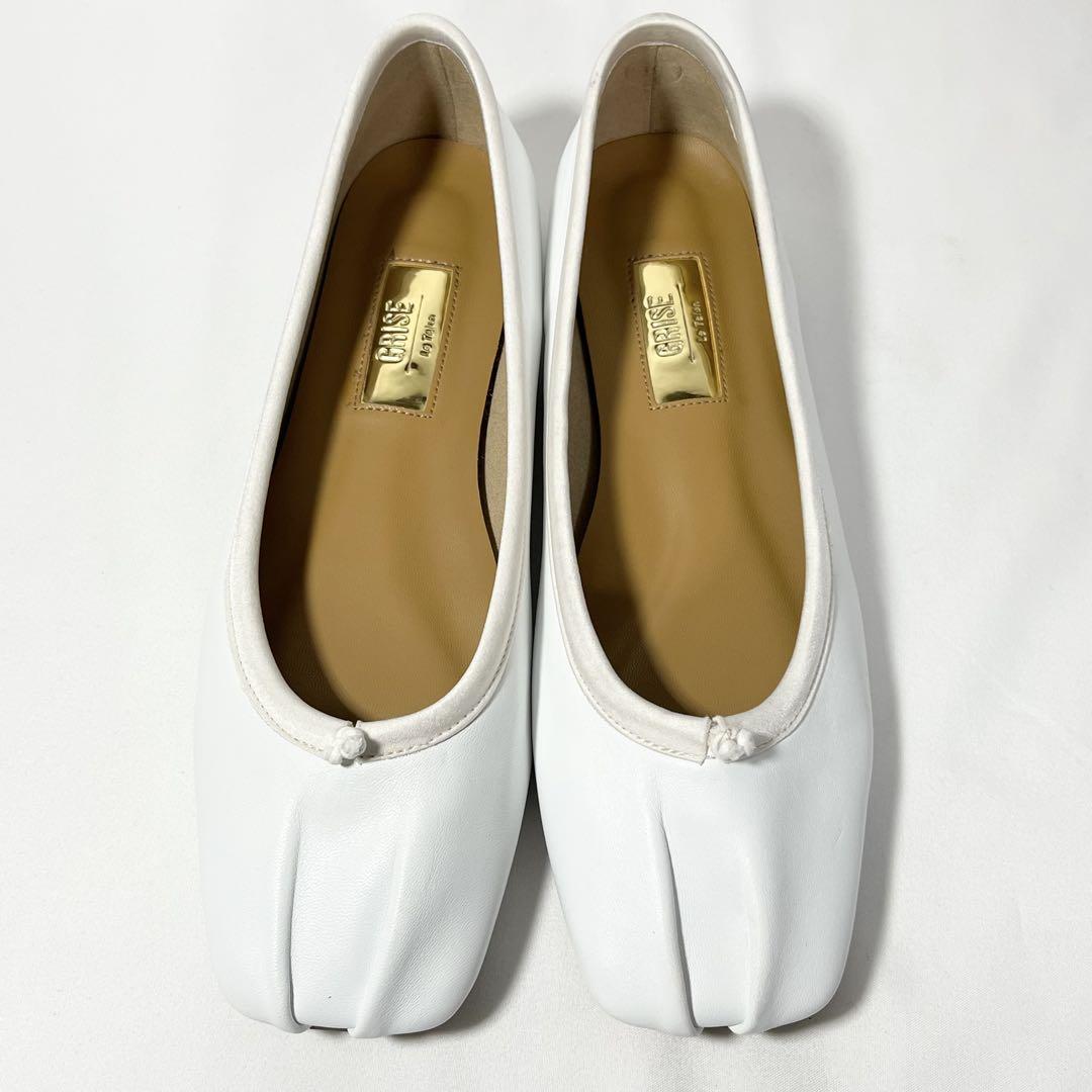 Le Talon GRISE ルタロングリーズ レザースクエアプリーツフラット