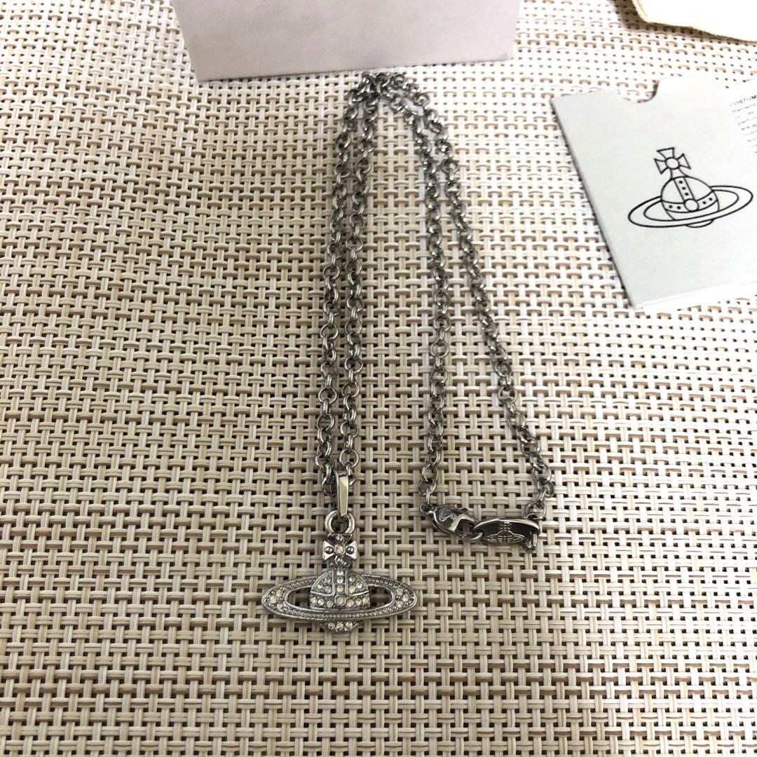 Vivienne Westwood ミニバスレリーフオーブネックレス