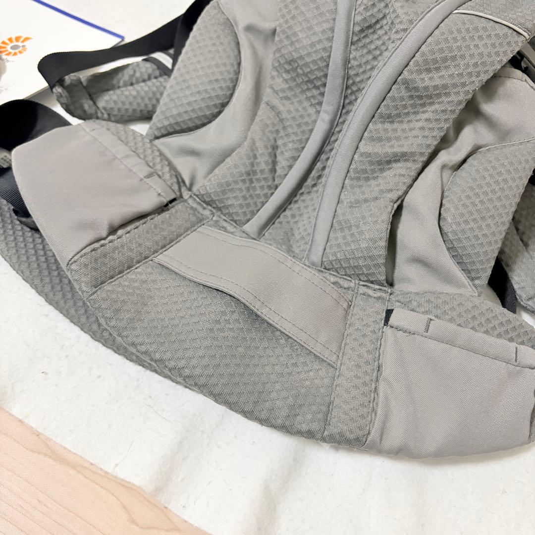 エルゴベビー OMNI breeze オムニブリーズ メッシュ 美品 グレー エルゴベビー OMNI breeze オムニブリーズ メッシュ 美品 グレー
