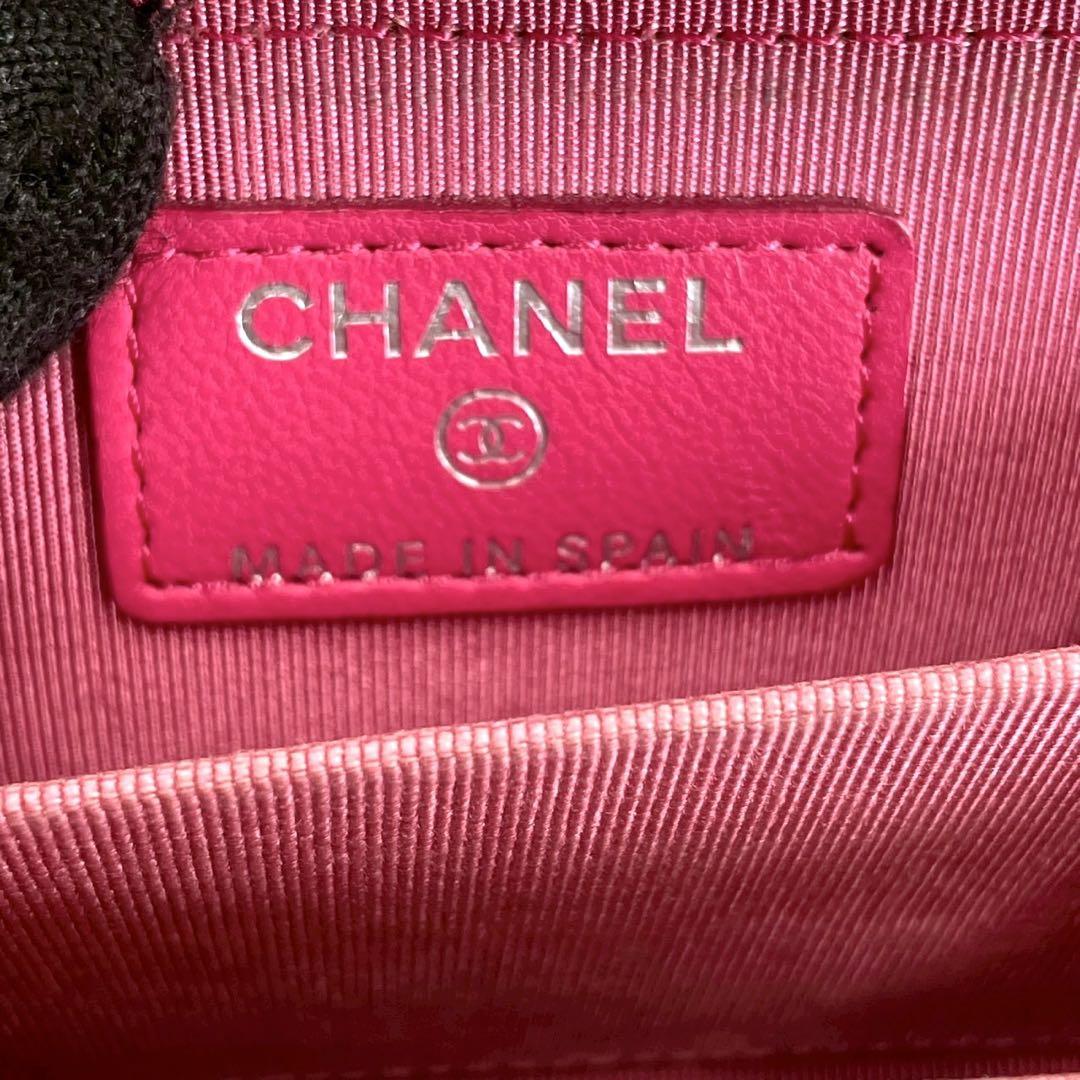 ✨️美品✨️ CHANEL シャネル クラシック ジップ コインパス ラムスキン