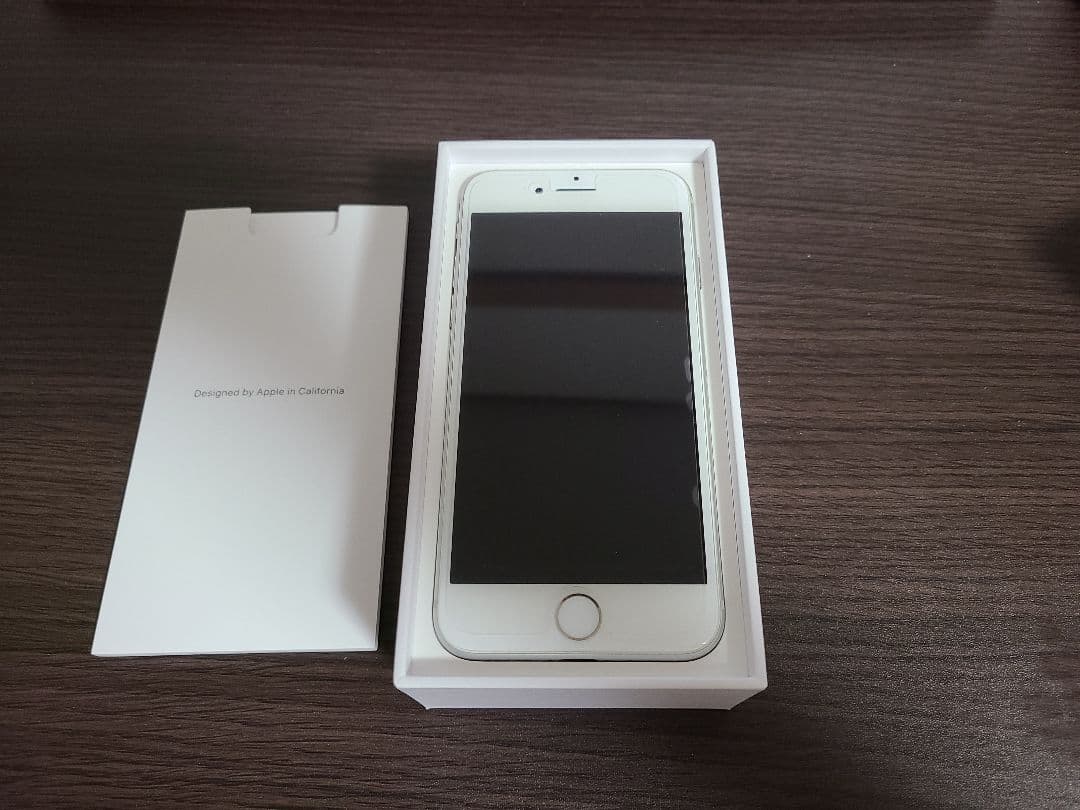 M10 超美品 SIMフリー iPhone8 64GB Silver M10 超美品 SIMフリー iPhone8 64GB Silver