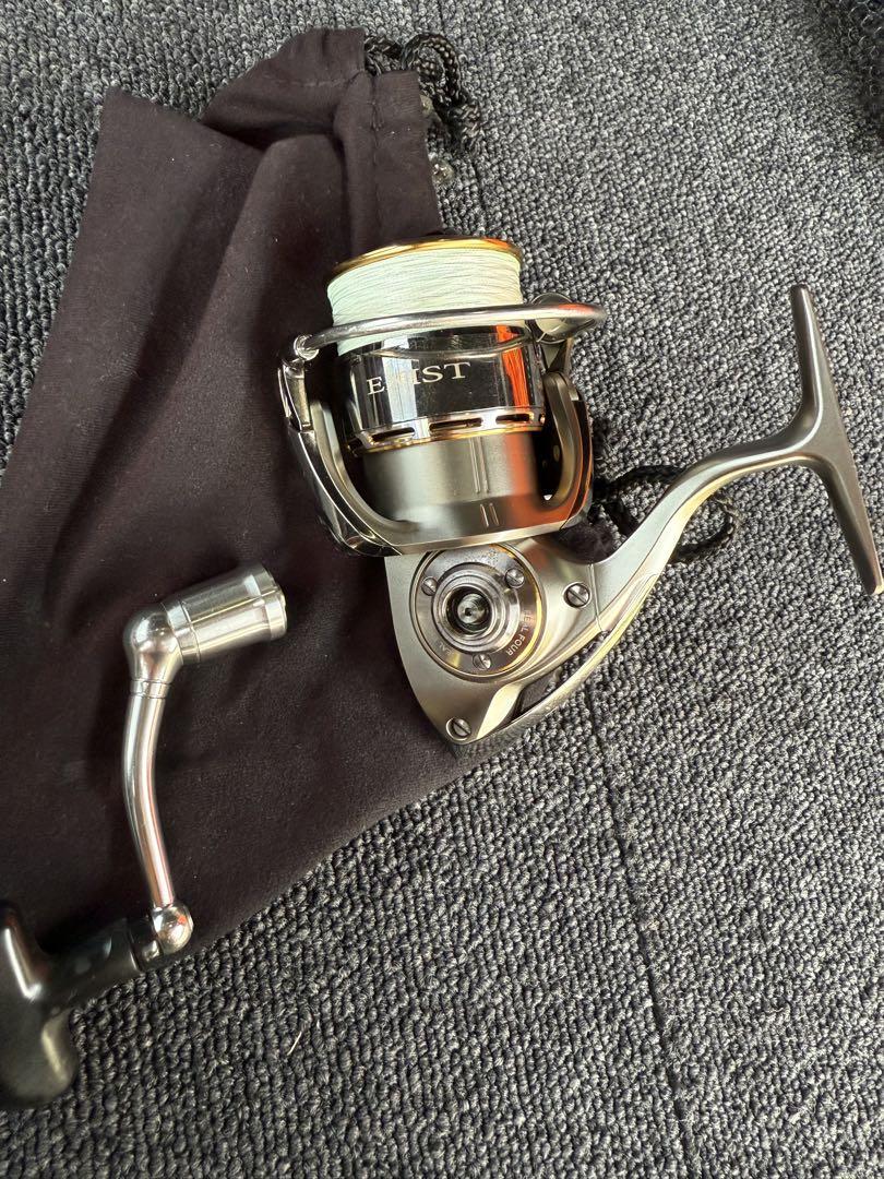 リール Daiwa EXIST2508R