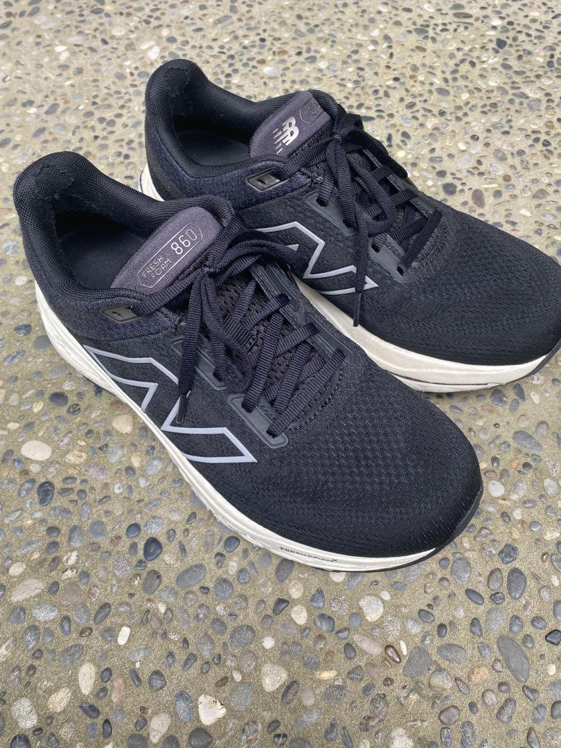 New Balance 860 ブラックスニーカー