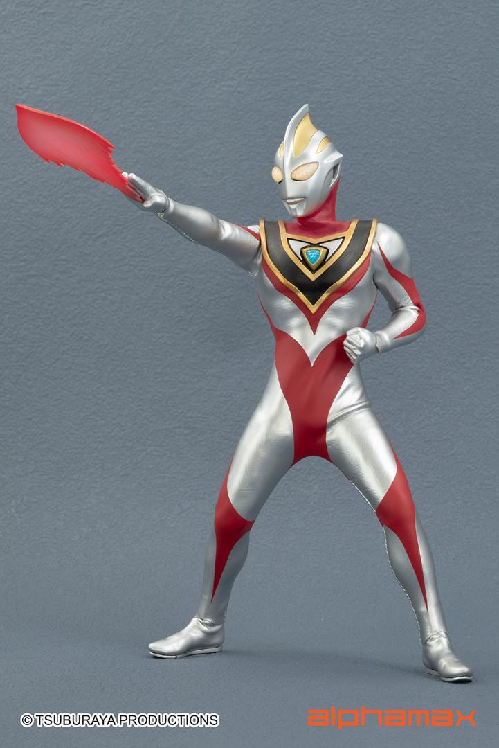 メイ・Alphamax・ULTRAMAN GAIA V2