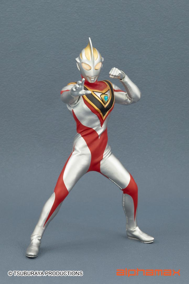 メイ・Alphamax・ULTRAMAN GAIA V2