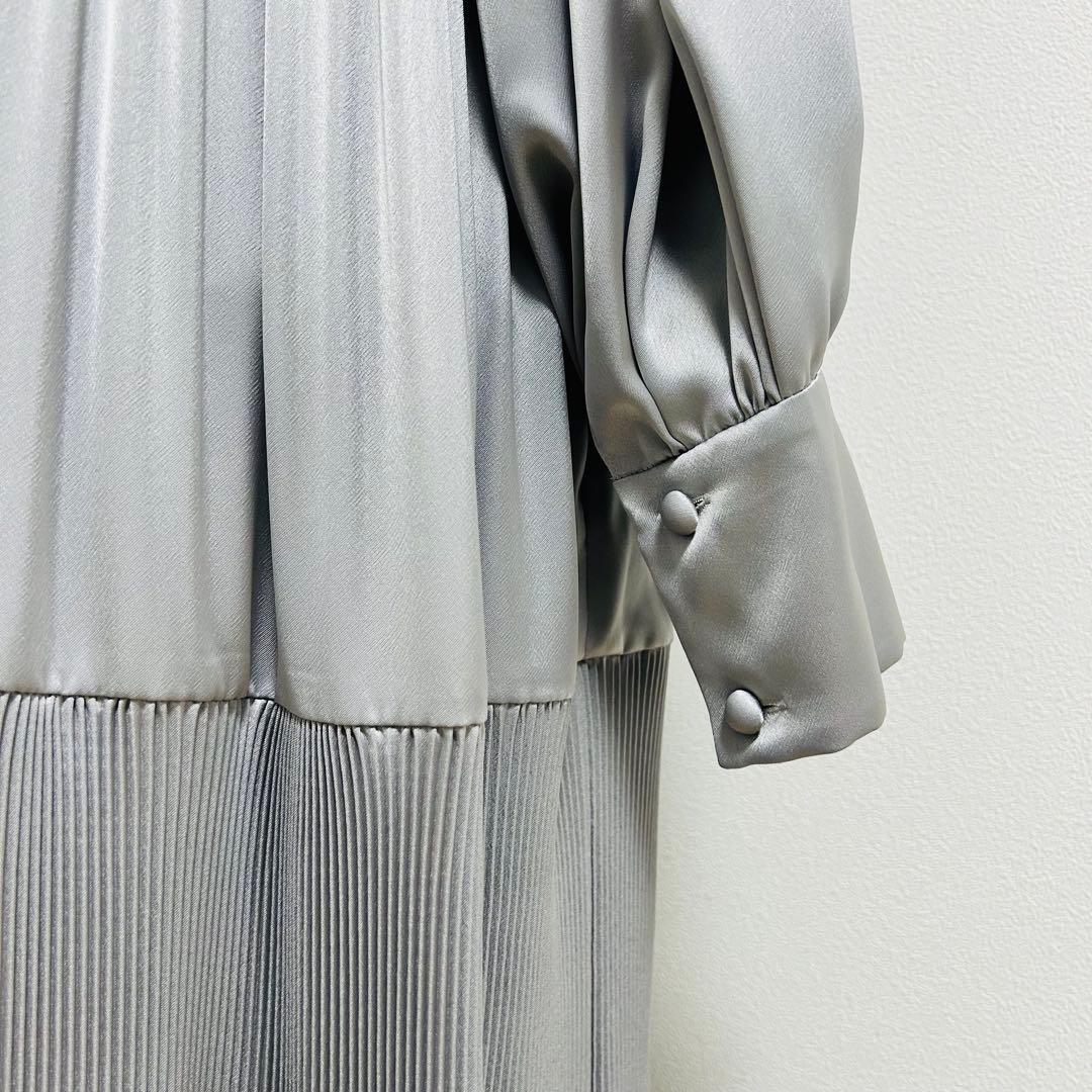 新品　ADORE(アドーア)ライトサテンワンピース