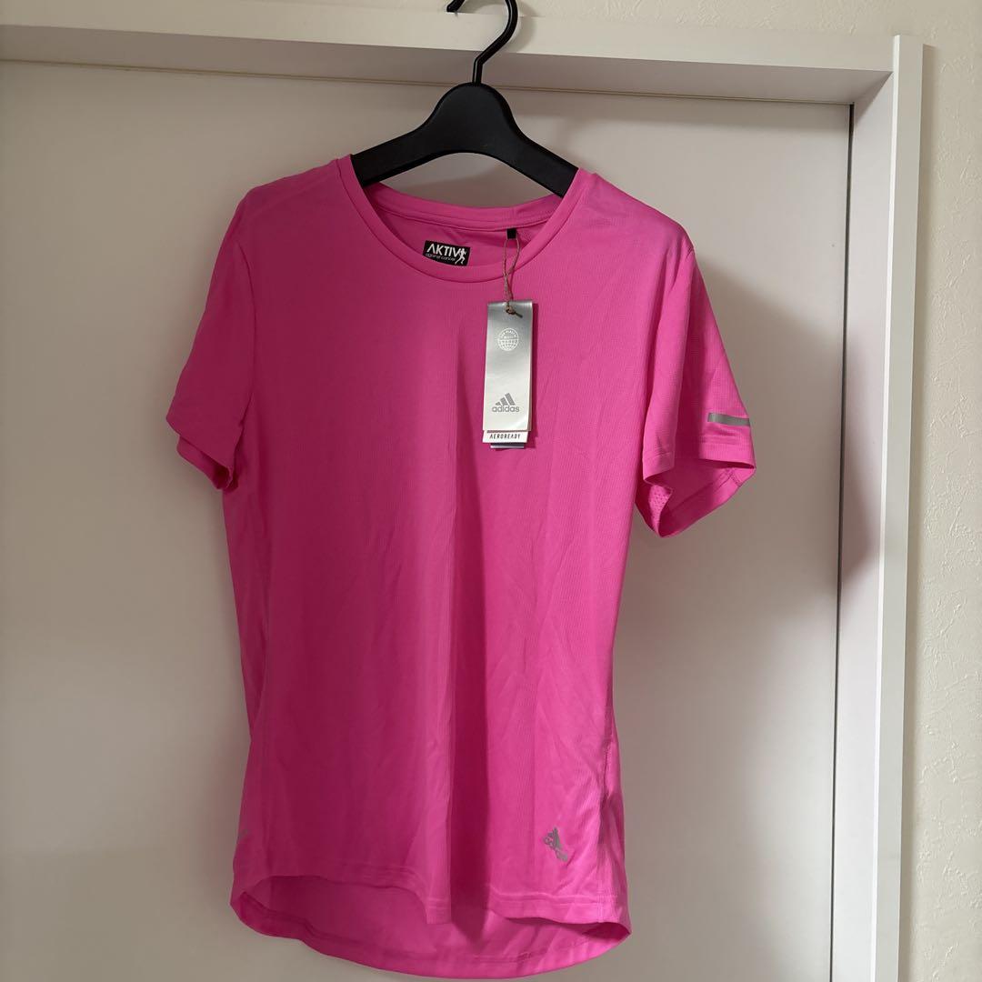On ピンクTシャツと黒ショートパンツセット　新品未使用 adidas ピンクトップスと黒ショートパンツセット - メルカリ