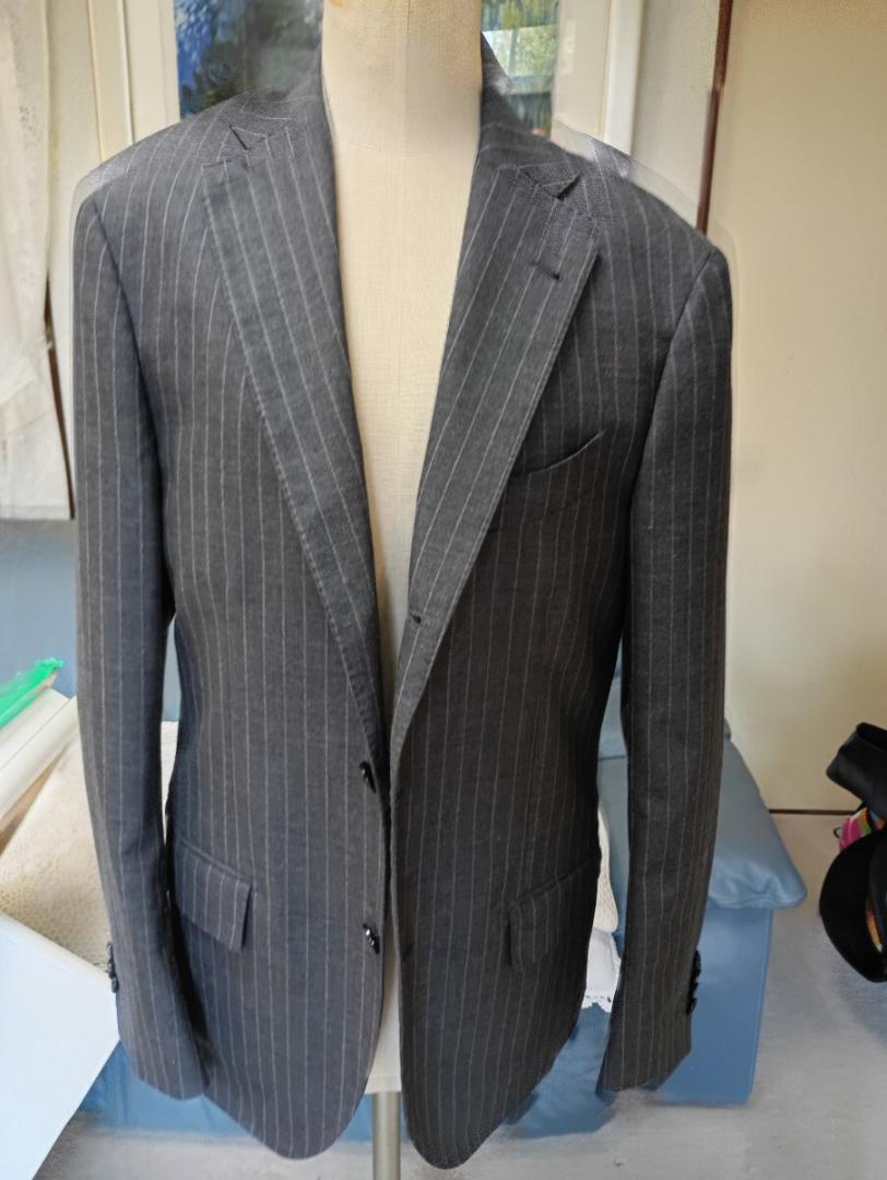 LARDINI　　s/s ピンストライプスーツ　　パンツリメイク