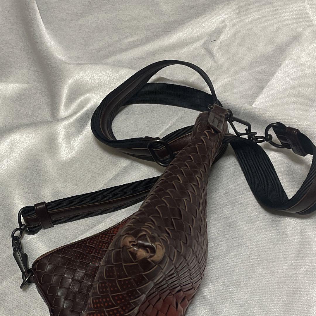 ITALY製 BOTTEGA VENETA ショルダーバッグ エンジ