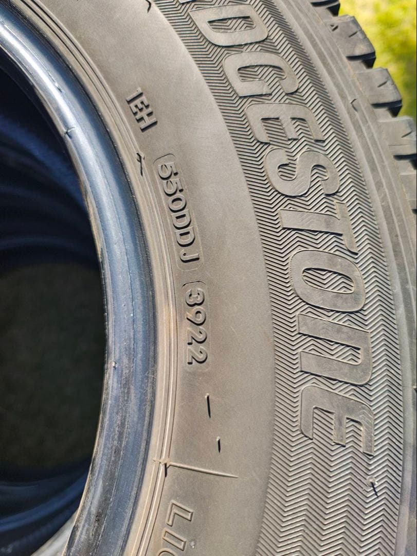 BRIDGESTONE スタッドレスタイヤ ブリザックV15インチ BRIDGESTONE スタッドレスタイヤ ブリザックV15インチ