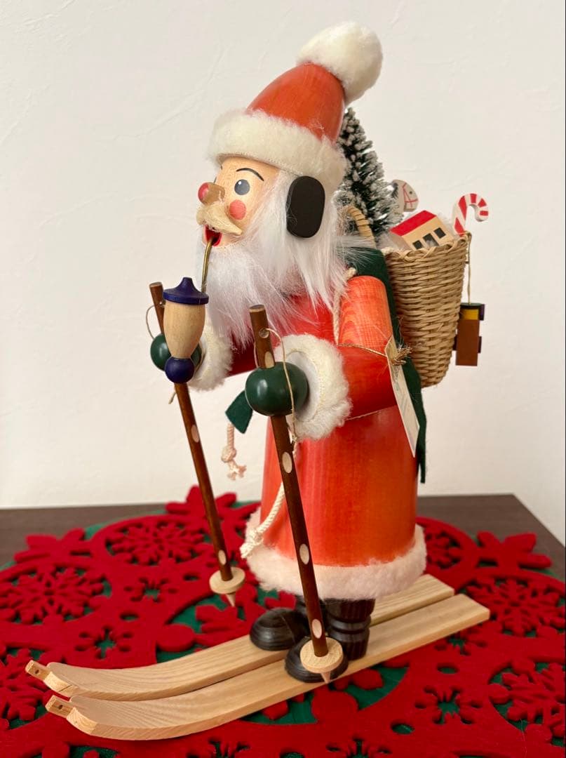 ドイツ エルツ地方 木製 煙出し人形目立った傷や汚れなし