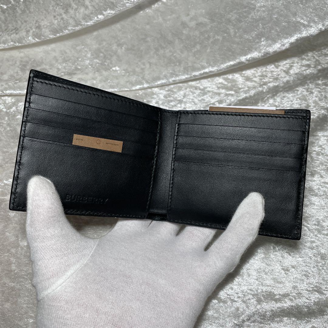 好評最安値 新品未使用 Burberry LOGOグラフィック二つ折り財布 5eR8I-m82284168348 超激安低価
