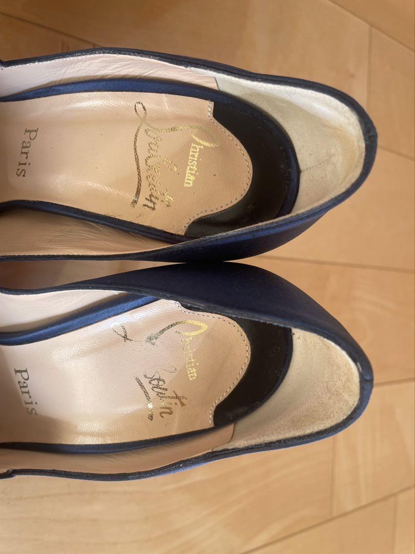 Christian Louboutin ネイビー オープントゥヒール